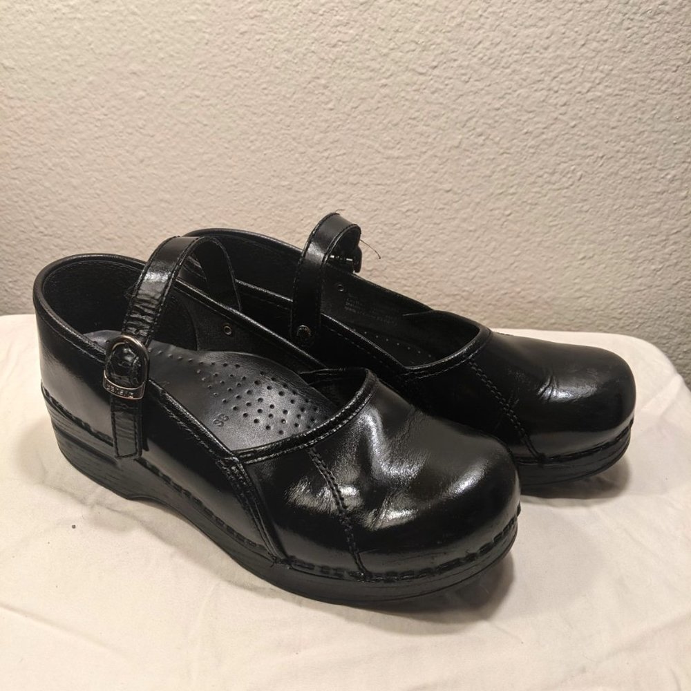 SOLD - Dansko Mary Jane Clogs Black Strap size 7.5